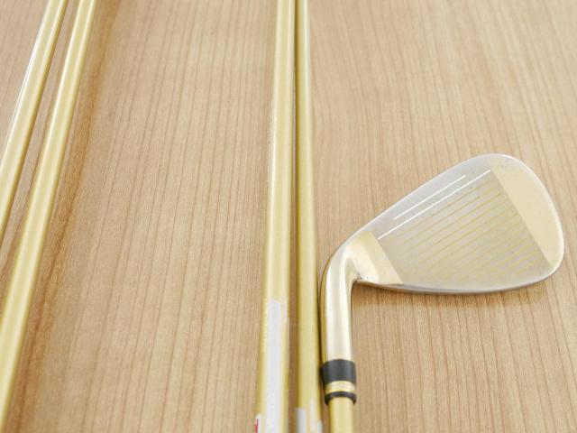 Iron set : Katana : **มีตำหนิ** ชุดเหล็ก Katana Voltio NINJA 880Hi Gold (รุ่นท็อปสุด ปี 2018 ตีง่าย ไกล สวยมากๆ) มีเหล็ก 6-Pw (5 ชิ้น) ก้านกราไฟต์ Fujikura Speeder 361 Flex R-Easy Light (R2)
