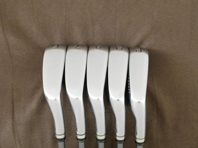 Iron set : PRGR : ชุดเหล็กกระเทย PRGR NEW Egg Forged (รุ่นปี 2020 ตีง่ายและไกลมากๆ เด้งสุดๆ COR 0.82) มีเหล็ก 6-Pw (5 ชิ้น) ก้านกราไฟต์ Flex R (M-37)