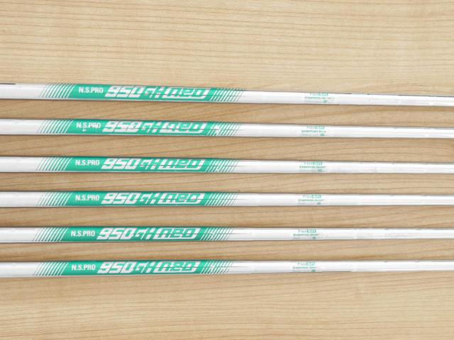 Iron set : PRGR : ชุดเหล็ก PRGR 02 Forged (ปี 2021 นุ่มมาก หายาก) มีเหล็ก 5-Pw (6 ชิ้น) ก้านเหล็ก NS Pro 950 NEO Flex SR