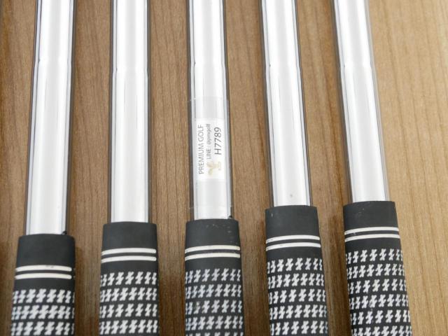 Iron set : Tourstage : ชุดเหล็ก Tourstage V300 (Forged) มีเหล็ก 5-Pw (6 ชิ้น) ก้านเหล็ก NS Pro 950 GH Flex S