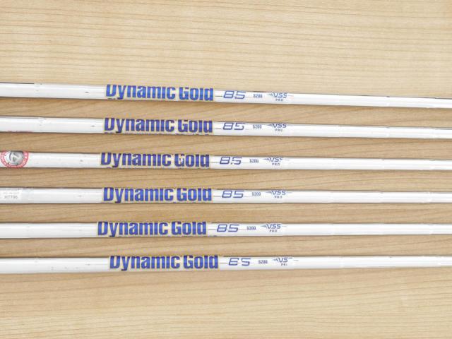 Iron set : Taylormade : ชุดเหล็ก Taylormade P790 (ตัวท้อปสุด ปี 2022 Japan Spec.) มีเหล็ก 5-Pw (6 ชิ้น)  ก้านเหล็ก Dynamic Gold 85 S200