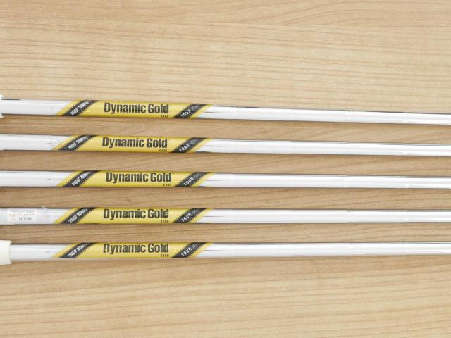 Iron set : Titleist : ชุดเหล็ก Titleist 718 T-MB Forged (ออกปี 2018) มีเหล็ก 6-Pw (5 ชิ้น) ก้านเหล็ก Dynamic Gold Tour Issue X100