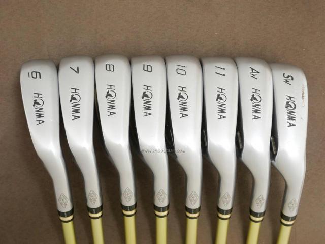 Iron set : Honma : ชุดเหล็ก Honma Beres IS-05 Forged (ปี 2017) มีเหล็ก 6-11,Aw,Sw (8 ชิ้น ระยะเทียบเท่า 5-Pw,Aw,Sw ของรุ่นอื่นๆ) ก้าน ARMRQ ∞ (48) Flex R (2 ดาว)