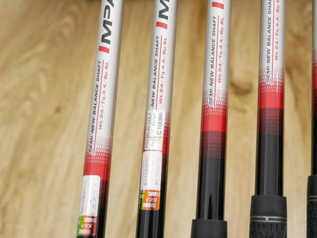 Iron set : Maruman : ชุดเหล็กกระเทย Maruman Shuttle i3000AR (ตีง่าย ไกลมาก) มีเหล็ก 7-10,Pw,Aw (6 ชิ้น) ก้านกราไฟต์ Flex SR