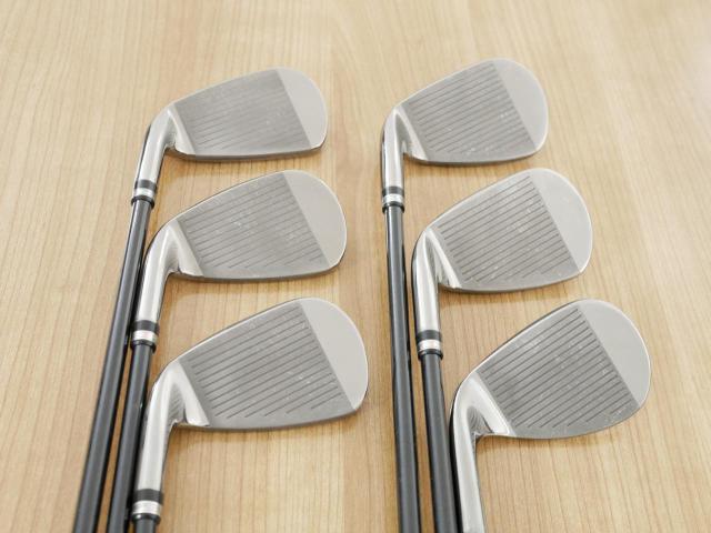 Iron set : Maruman : ชุดเหล็ก Maruman Majesty Royal Black (รุ่นท๊อปสุด ตีง่าย เด้ง ไกลมากๆ) มีเหล็ก 7-10,Pw,Aw (6 ชิ้น ระยะเทียบเท่า 6-Pw,Aw) ก้านกราไฟต์ Flex R2