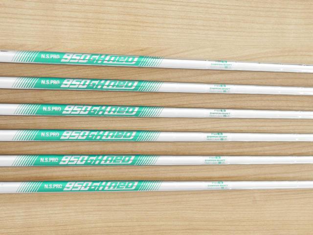 Iron set : Taylormade :  **ของใหม่ ยังไม่แกะพลาสติก** ชุดเหล็ก Taylormade P790 (ตัวท้อปสุด ล่าสุด ออกปี 2025 Japan Spec.) มีเหล็ก 5-Pw (6 ชิ้น) ก้านเหล็ก NS Pro 950 Neo Flex S