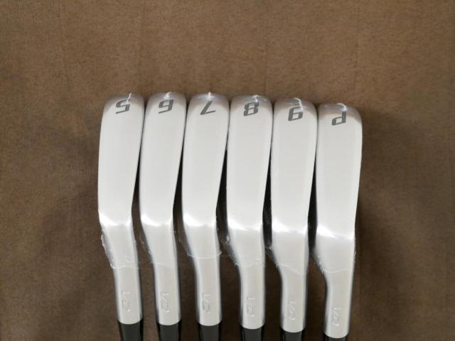Iron set : Yamaha : **ของใหม่ ยังไม่แกะพลาสติก** ชุดเหล็ก Yamaha RMX VD/R Forged (ปี 2024 นุ่ม แน่นมากๆ) มีเหล็ก 5-Pw (6 ชิ้น) ก้านเหล็ก Dynamic Gold EX Weight Lock Tour Issue S200