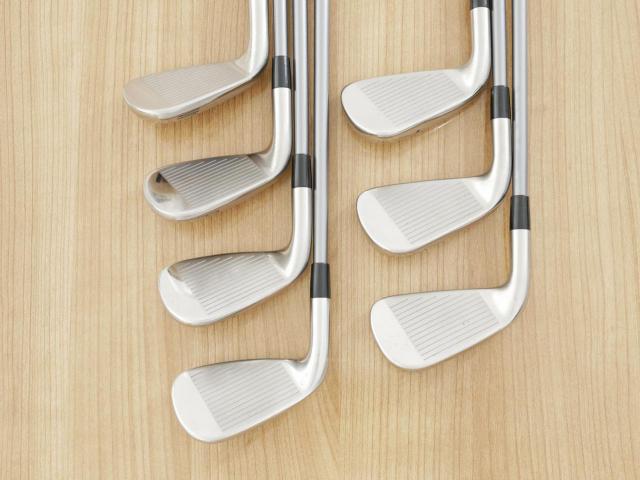 Iron set : Titleist : ชุดเหล็ก Titleist AP1 716 (ออกปี 2016) มีเหล็ก 5-Pw,Aw (7 ชิ้น) ก้านกราไฟต์ Mitsubishi KUROKAGE 65 Flex R