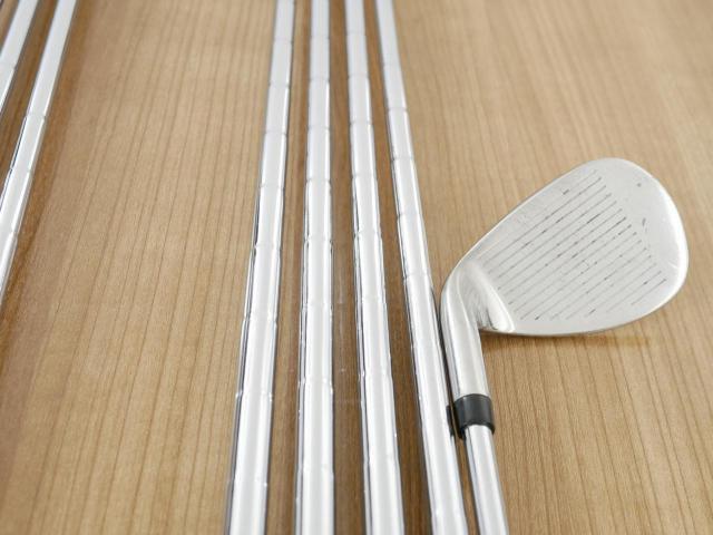 Iron set : Maruman : ชุดเหล็ก Maruman Red-V II (ใบใหญ่ ตีง่าย) มีเหล็ก 4-Pw,Aw,Sw (9 ชิ้น) ก้านเหล็ก NS Pro 1070 Flex S