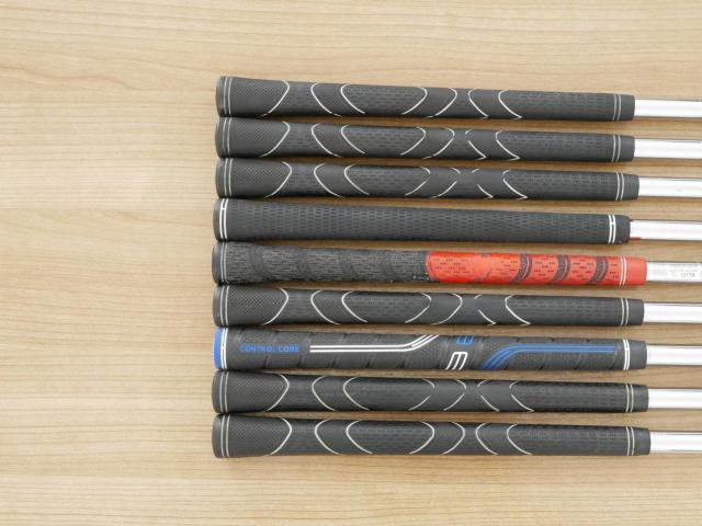 Iron set : Maruman : ชุดเหล็ก Maruman Red-V II (ใบใหญ่ ตีง่าย) มีเหล็ก 4-Pw,Aw,Sw (9 ชิ้น) ก้านเหล็ก NS Pro 1070 Flex S