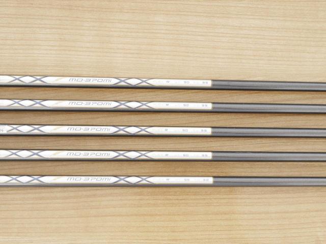 Iron set : Fourteen : ชุดเหล็ก Fourteen TC-330 (ใบใหญ่ ไกล) มีเหล็ก 6-Pw (5 ชิ้น) ก้านกราไฟต์ Flex R