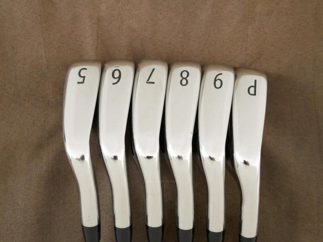 Iron set : Titleist : ชุดเหล็ก Titleist AP1 718 (ออกปี 2018) มีเหล็ก 5-Pw (6 ชิ้น) ก้านเหล็ก NS Pro 950 Flex S