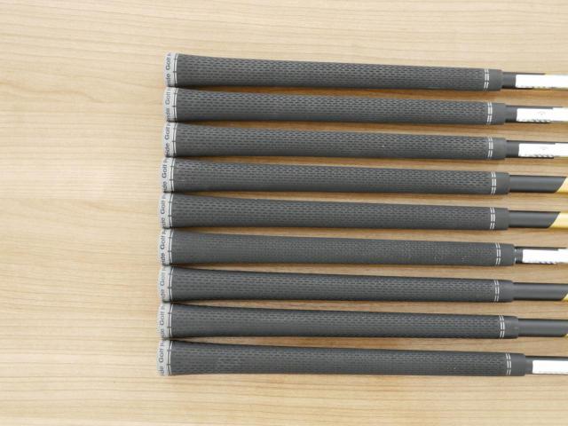 x.. Left Handed ..x : All : ชุดเหล็ก Callaway Rogue ST Max (ออกปี 2022 ตีง่าย ไกลมาก) มีเหล็ก 5-Pw,Aw,Gw,Sw (9 ชิ้น) ก้านกราไฟต์ Fujikura VENTUS 5 Flex R