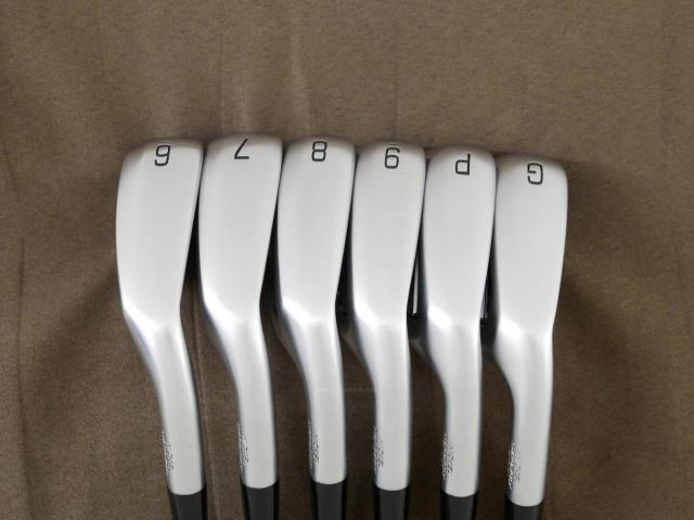 Iron set : Mizuno : ชุดเหล็ก Mizuno JPX 925 Hot Metal HL (รุ่นล่าสุด ออกปี 2024 ตัวท๊อป ตีง่าย นุ่ม ไกลมาก) มีเหล็ก 6-Pw,Aw (6 ชิ้น) ก้านกราไฟต์ Flex R