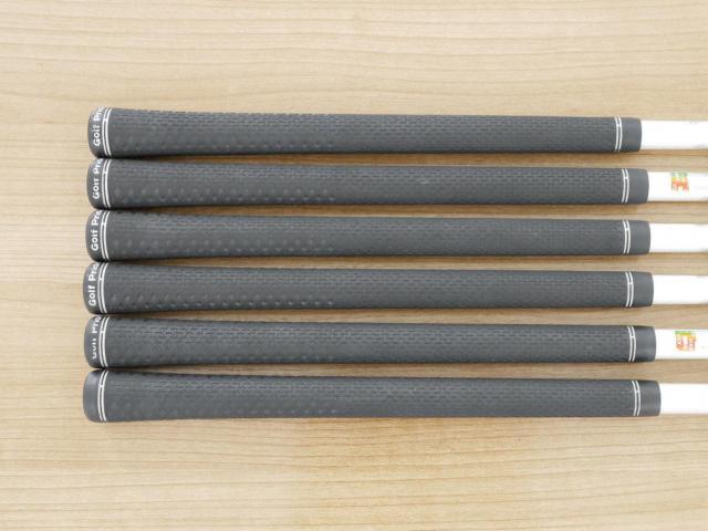 Lady club : All : ชุดเหล็ก Callaway Mavrik MAX (ออกปี 2020 ตีง่าย ไกลมากๆ) มีเหล็ก 7-Pw,Aw,Sw (6 ชิ้น) ก้านกราไฟต์ Mitsubishi Diamana 40 Flex L