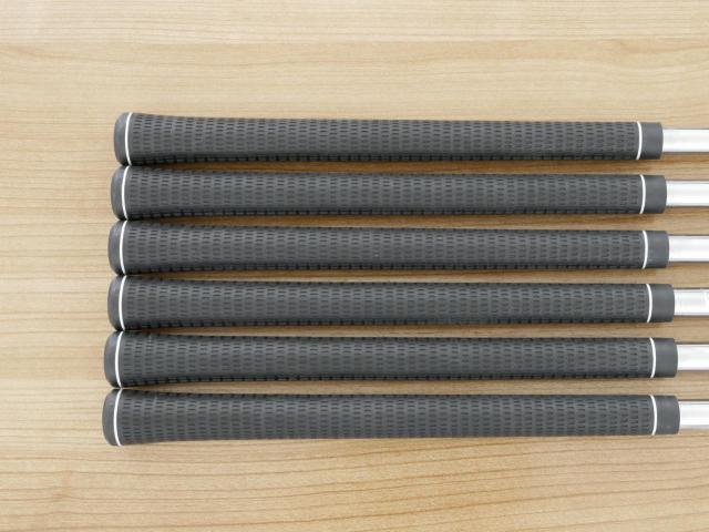 Iron set : Taylormade : ชุดเหล็ก Taylormade P790 (ตัวท้อปสุด ออกปี 2019) มีเหล็ก 5-Pw (6 ชิ้น) ก้านเหล็ก NS Pro 950 NEO Flex S