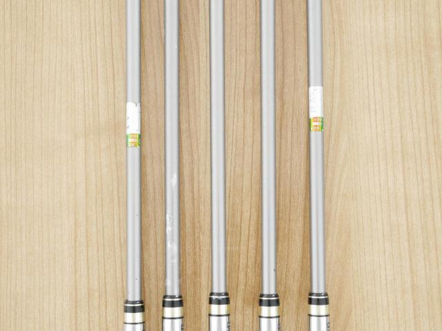 Iron set : PRGR : ชุดเหล็กกระเทย PRGR Egg PC (รุ่นปี 2019 ตีง่ายและไกลมากๆ โกงสุดๆ) มีเหล็ก 7-Pw,Aw (5 ชิ้น) ก้านกราไฟต์ M-37 Flex R