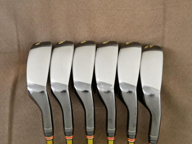 Iron set : Tsuruya : ชุดเหล็ก Tsuruya AXEL Gold Premium IV (รุ่นปี 2021 ของใหม่ 7 หมื่นกว่าบาท หน้าเด้งสุดๆ ไกลสุดๆๆ) มีเหล็ก 7-Pw,Aw,As (6 ชิ้น) ก้านกราไฟต์ Flex R (Light Weight)