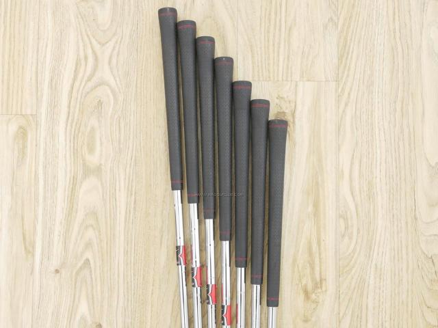 Iron set : Other Brand : ชุดเหล็ก Nike VRS มีเหล็ก 4-Pw (7 ชิ้น) ก้านเหล็ก Uniflex