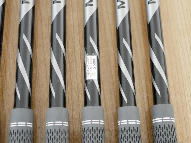 Iron set : Taylormade : ชุดเหล็ก Taylormade P790 (ตัวท้อปสุด ปี 2023 Japan Spec.) มีเหล็ก 5-Pw (6 ชิ้น) ก้านกราไฟต์ Fujikura MCI 80 Flex S