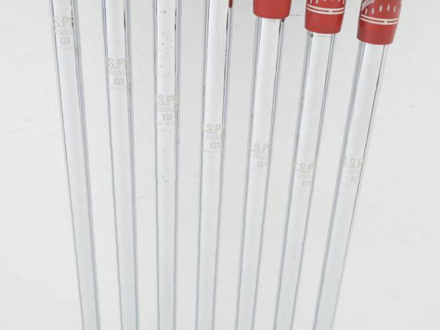 Iron set : Titleist : ชุดเหล็ก Titleist AP2 710 Forged มีเหล็ก 4-Pw (7 ชิ้น) ก้านเหล็ก NS Pro 950 Flex R