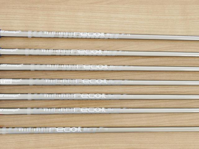 Iron set : Bridgestone : ชุดเหล็ก Bridgestone JGR Hybrid Forged (ตีไกลกว่าตัวอื่น 2 เบอร์) มีเหล็ก 5-P1,P2 (7 ชิ้น) ก้านกราไฟต์ UST Mamiya RECOIL