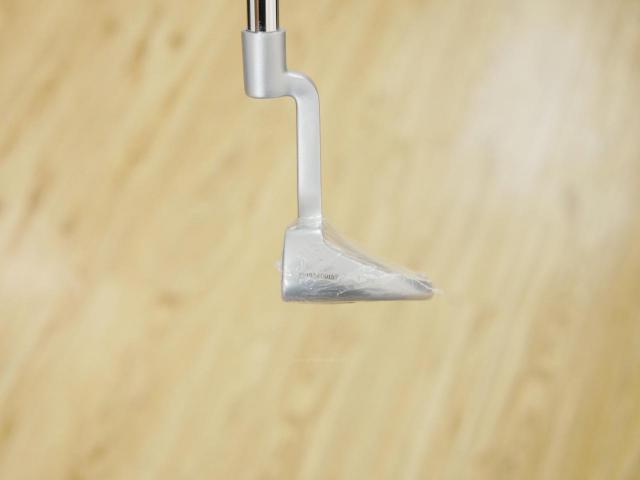 Putter : All : **ของใหม่ ยังไม่แกะพลาสติก** พัตเตอร์ Odyssey White Hot OG 4M ยาว 34 นิ้ว