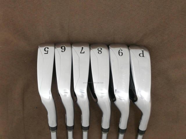 Iron set : Bridgestone : ชุดเหล็ก Bridgestone PHYZ (ปี 2018 รุ่นท๊อป ง่ายและไกลมาก) มีเหล็ก 5-Pw (6 ชิ้น) ก้านเหล็ก NS Pro Zelos 8 Flex R