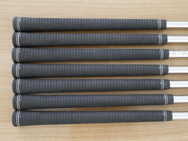 Iron set : Tourstage : ชุดเหล็ก Tourstage V002 (ใบใหญ่ ตีง่าย) มีเหล็ก 6-Pw,Aw,Sw (7 ชิ้น) ก้านเหล็ก Flex S