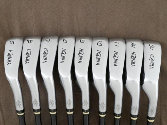 Iron set : Honma : **ก้าน 3 ดาว** ชุดเหล็ก Honma Beres IS-02 (หน้าเด้ง Forged) มีเหล็ก 5-11,Aw,Sw (9 ชิ้น เทียบเท่า 4-Pw,Aw,Sw) ก้าน ARMRQ 6 (54) Flex R (3 ดาว)