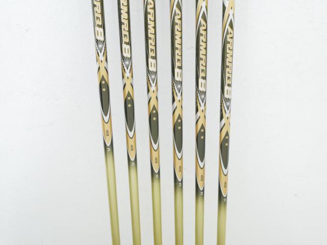 Iron set : Honma : ชุดเหล็ก Honma Beres IS-03 (ปี 2015 หน้าเด้ง Forged) มีเหล็ก 6-11 (6 ชิ้น เทียบเท่า 5-Pw) ก้าน ARMRQ 8 (49) Flex R (2 ดาว)