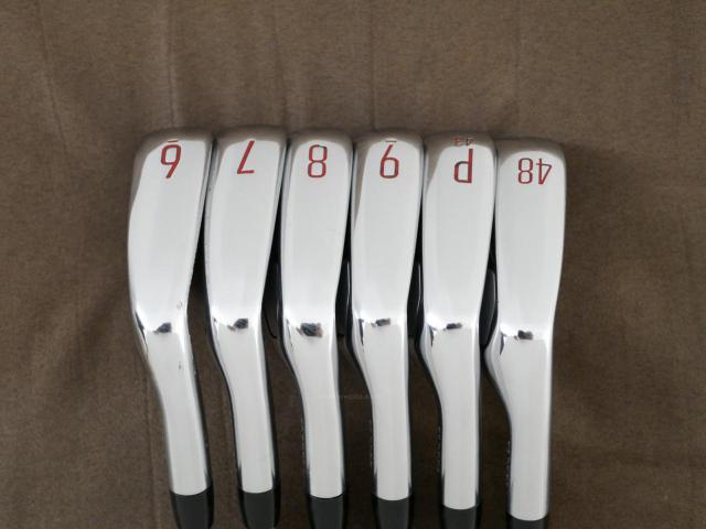 Iron set : Titleist : ชุดเหล็ก Titleist T200 Forged (รุ่นปี 2022 Japan Spec) มีเหล็ก 6-Pw,48 (6 ชิ้น) ก้านกราไฟต์ Titleist 3D055 60 Flex SR 