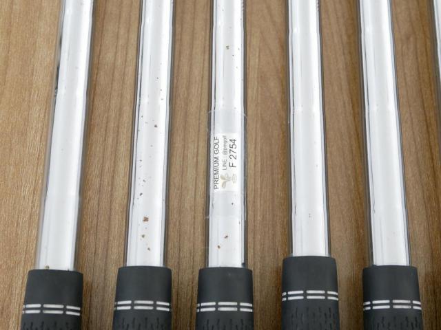 Iron set : Titleist : ชุดเหล็ก Titleist T200 Forged (รุ่นปี 2022 Japan Spec) มีเหล็ก 6-Pw,48 (6 ชิ้น) ก้านเหล็ก NS Pro 880 AMC Flex S