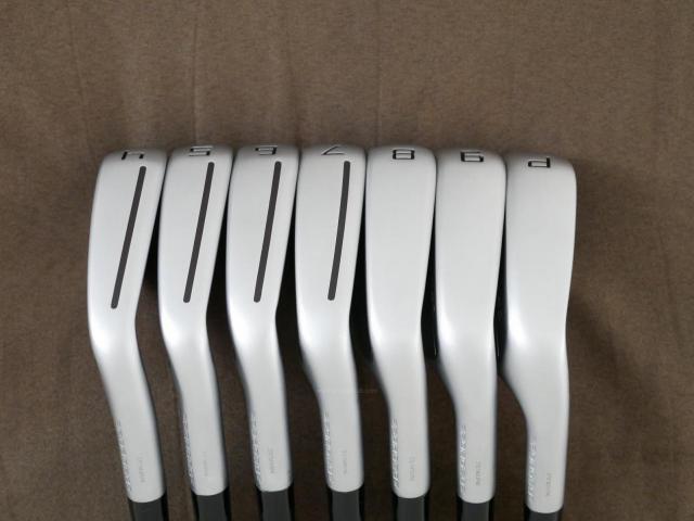 Iron set : Taylormade : ชุดเหล็ก Taylormade P790 (ตัวท้อปสุด ปี 2023 Japan Spec.) มีเหล็ก 4-Pw (7 ชิ้น) ก้านเหล็ก NS Pro Modus 105 Flex R