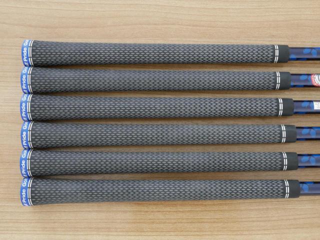 Iron set : Taylormade : ชุดเหล็ก Taylormade Qi (รุ่นล่าสุด ออกปี 2024 Japan Spec.) มีเหล็ก 6-Pw,Aw (6 ชิ้น) ก้านกราไฟต์ Mitsubishi Diamana TM60 Flex R
