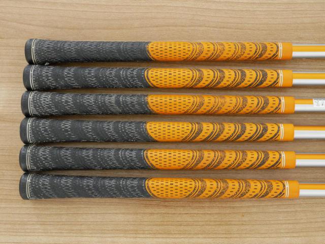 Iron set : Katana : ชุดเหล็กกระเทย Katana Sniper i (ตีง่ายมากๆ ไกลมากๆ) มีเหล็ก 6-Pw,Aw (6 ชิ้น เบอร์ 6 ตีระยะเท่าเหล็ก 5 ปกติ) ก้านกราไฟต์ Flex R2