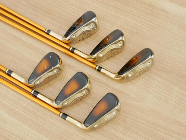 Iron set : Katana : ชุดเหล็กกระเทย Katana Sniper i (ตีง่ายมากๆ ไกลมากๆ) มีเหล็ก 6-Pw,Aw (6 ชิ้น เบอร์ 6 ตีระยะเท่าเหล็ก 5 ปกติ) ก้านกราไฟต์ Flex R2