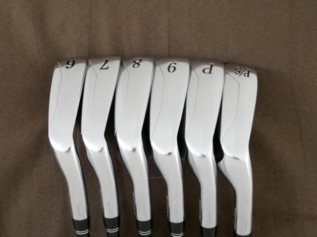 Iron set : Bridgestone : ชุดเหล็ก Bridgestone PHYZ (ปี 2018 รุ่นท๊อป ง่ายและไกลมาก) มีเหล็ก 6-Pw,Aw (6 ชิ้น) ก้านกราไฟต์ Flex SR