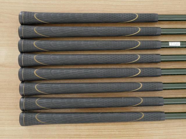 Iron set : Honma : **ก้าน 3 ดาว** ชุดเหล็ก Honma Beres IS-01 (หน้าเด้ง Maraging) มีเหล็ก 6-11,Aw,Sw (8 ชิ้น เทียบเท่า 5-Pw,Aw,Sw) ก้าน ARMRQ 6 (45) Flex R (3 ดาว)