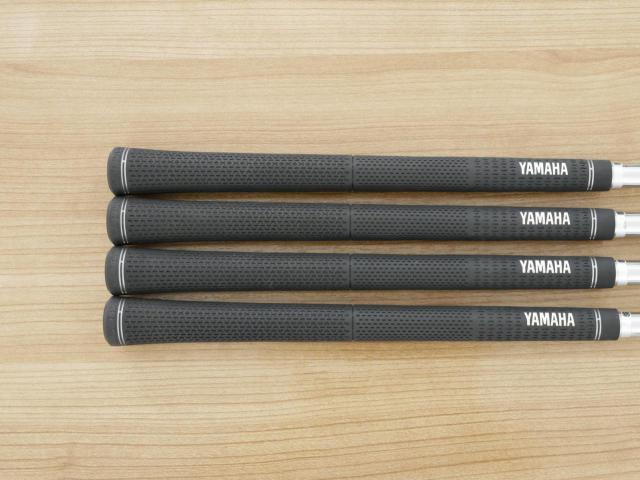 Iron set : Yamaha : ชุดเหล็ก Yamaha Inpres UD+2 (ปี 2018 ตีไกลที่สุด ไกลกว่าเหล็กทั่วไป 2 เบอร์) มีเหล็ก 7-Pw (4 ชิ้น) ก้านเหล็ก NS Pro Zelos 7 Flex R