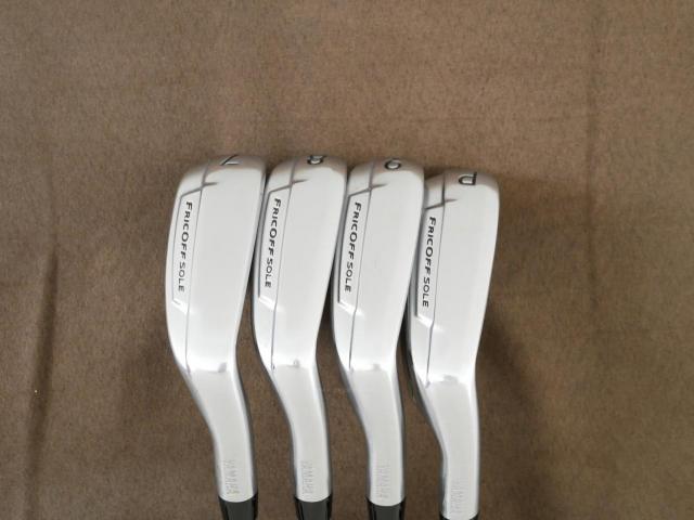 Iron set : Yamaha : ชุดเหล็ก Yamaha Inpres UD+2 (ปี 2018 ตีไกลที่สุด ไกลกว่าเหล็กทั่วไป 2 เบอร์) มีเหล็ก 7-Pw (4 ชิ้น) ก้านเหล็ก NS Pro Zelos 7 Flex R