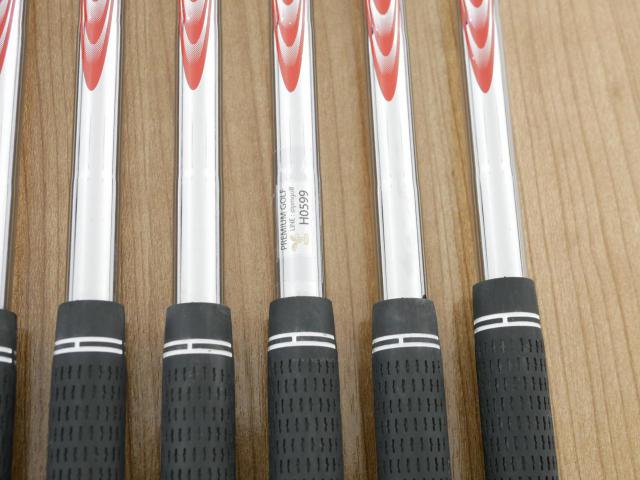Iron set : Taylormade : ชุดเหล็ก Taylormade P790 (ตัวท้อปสุด ปี 2022 Japan Spec.) มีเหล็ก 5-Pw (6 ชิ้น) ก้านเหล็ก NS Pro Modus 125 Flex S