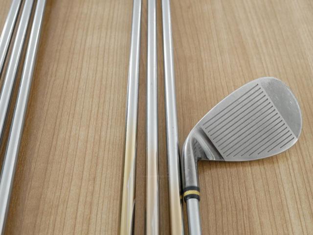 Iron set : Macgregor : ชุดเหล็ก Macgregor Gold Tourney (รุ่นท๊อปสุด เป็นเหล็กเด้งผิดกฏ ราคาปกติเกือบ 2 แสน) มีเหล็ก 6-Pw,Aw,Sw (7 ชิ้น) ก้านกราไฟต์ Flex R