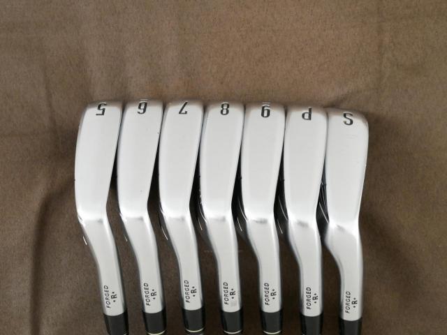 Iron set : Callaway : ชุดเหล็ก Callaway Legacy V (Forged) มีเหล็ก 5-Pw,Sw (7 ชิ้น) ก้านกราไฟต์ Flex R