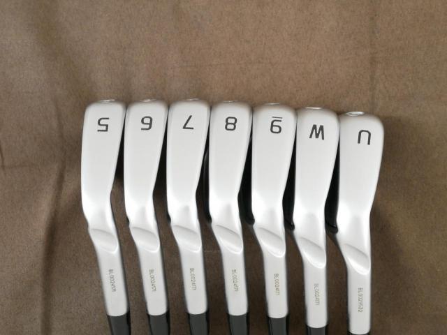 Iron set : Ping : ชุดเหล็ก Ping i240 (รุ่นล่าสุด ออกปี 2025) มีเหล็ก 5-Pw,Aw (7 ชิ้น) ก้าน NS Pro 850 Flex S