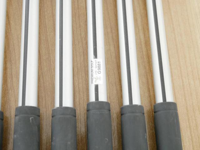 Iron set : Romaro : ชุดเหล็ก Romaro Ray V Forged มีเหล็ก 5-Pw (6 ชิ้น) ก้านกราไฟต์ Tour AD 75 Flex S