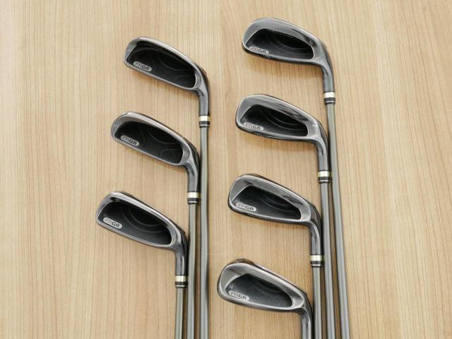 Iron set : PRGR : ชุดเหล็กกระเทย PRGR Egg PC-01 มีเหล็ก 5-Pw,Aw (7 ชิ้น) ก้านกราไฟต์ Flex SR (M-40)