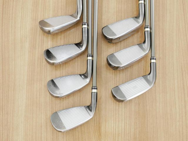 Iron set : PRGR : ชุดเหล็กกระเทย PRGR Egg PC-01 มีเหล็ก 5-Pw,Aw (7 ชิ้น) ก้านกราไฟต์ Flex SR (M-40)