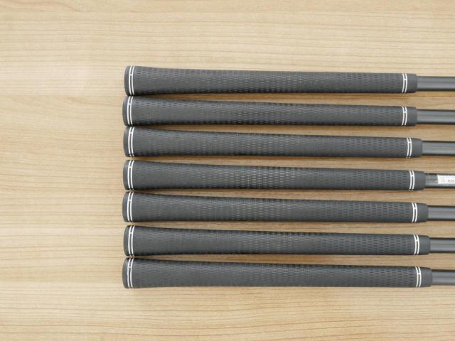 Iron set : PRGR : ชุดเหล็กกระเทย PRGR Egg PC-01 มีเหล็ก 5-Pw,Aw (7 ชิ้น) ก้านกราไฟต์ Flex SR (M-40)
