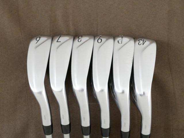 Iron set : Titleist : ชุดเหล็ก Titleist T400 (ตีง่ายที่สุด ไกลที่สุด ออกปี 2020) มีเหล็ก 6-Pw,43 (6 ชิ้น) ก้านกราไฟต์ Mitsubishi FUBUKI MV Flex R